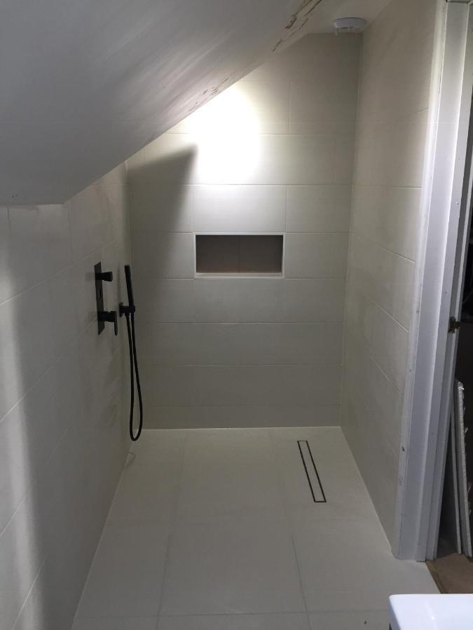 Spacious Double Bedrooms Sharing New Bathroom, En-Suite Option Available, Kings Lynn King's Lynn Bagian luar foto