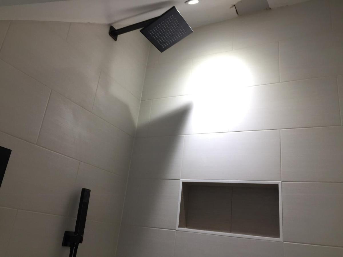 Spacious Double Bedrooms Sharing New Bathroom, En-Suite Option Available, Kings Lynn King's Lynn Bagian luar foto